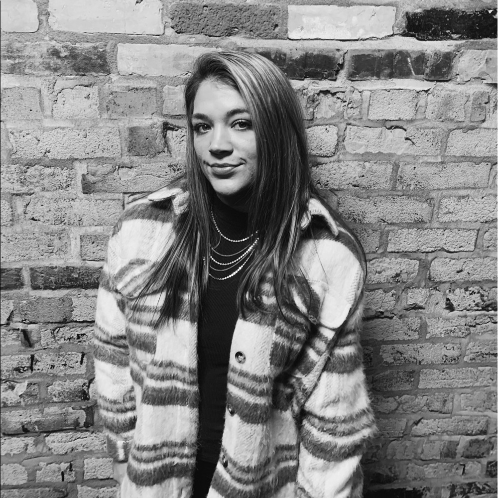 Meet your Posher, Maddy